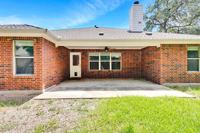 Building Photo - 507 King Eider Ln