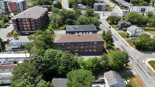 Building Photo - Sylvia Place