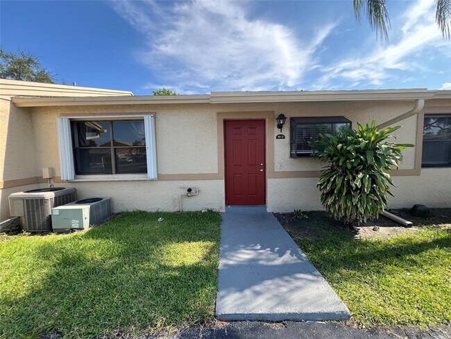 Building Photo - 3370 Beau Rivage Dr
