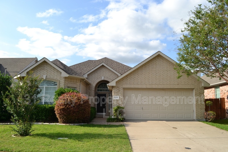 Primary Photo - 5404 Briarwood Dr