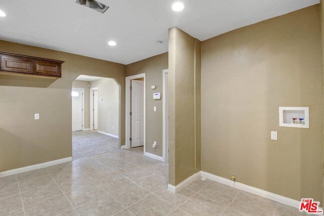 Foto del edificio - 3476 Kansas Ave