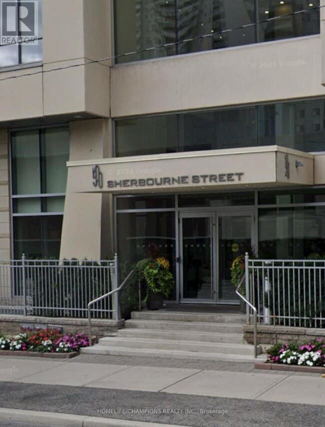 Photo du bâtiment - 2903-2500 SHERBOURNE St