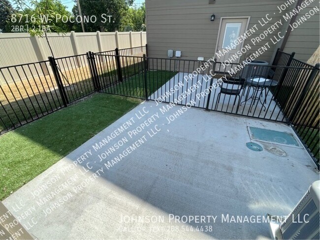 Foto del edificio - Stylish Garden City Townhome with Modern A...