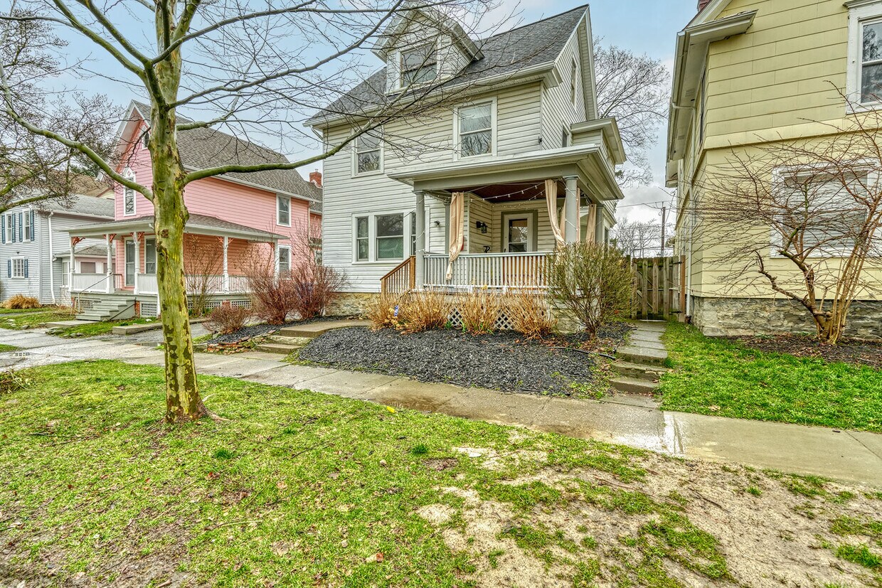 194 Cypress St, Rochester, NY 14620 House Rental in Rochester, NY