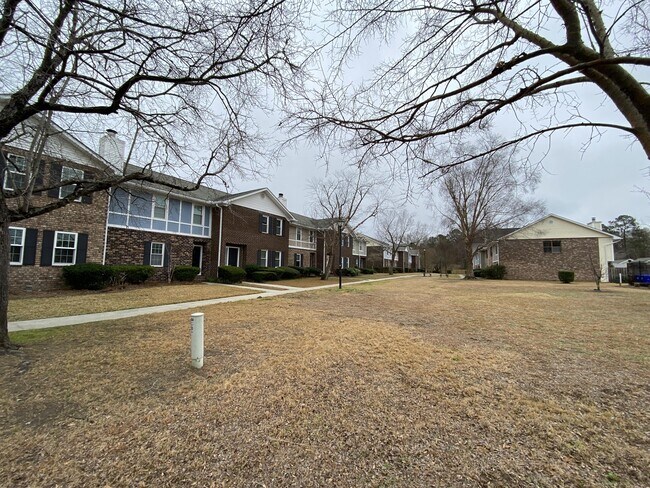 Building Photo - 2923 Cathedral Ln