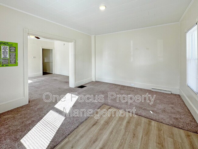 Foto del edificio - 2148 Mosser Ave