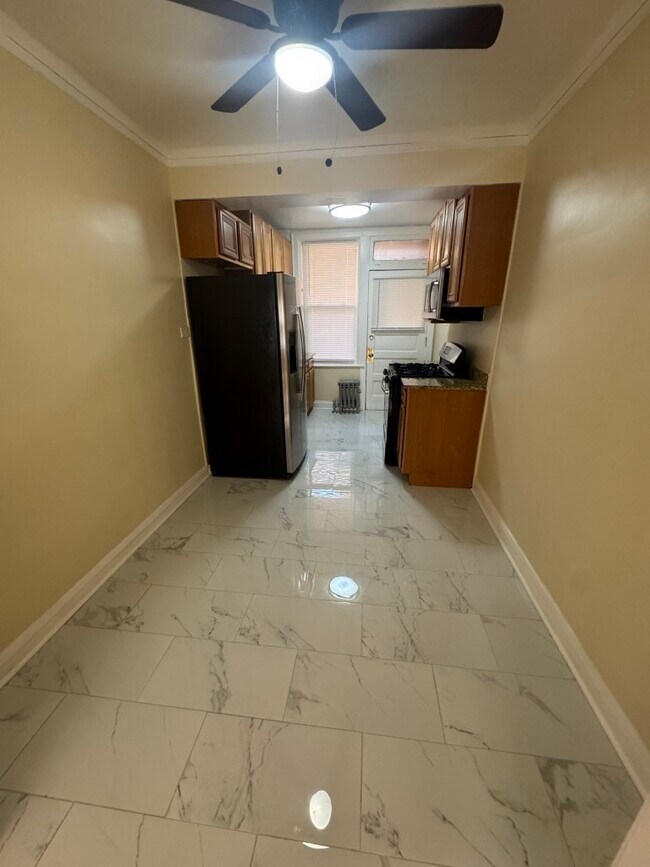 Foto del edificio - 6214 N Mozart St