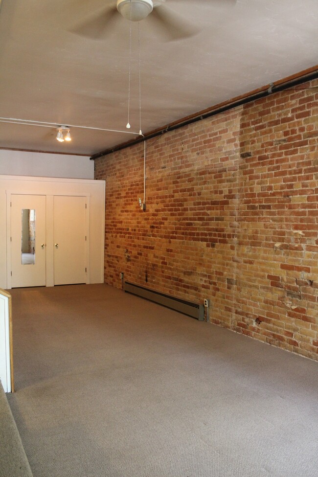 Foto del edificio - 720 Cooper Ave