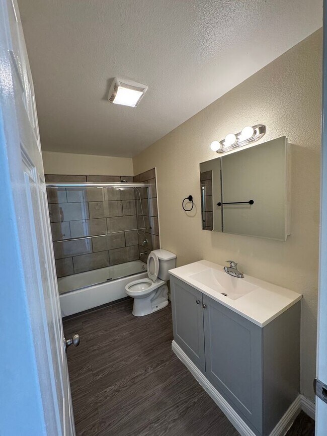Building Photo - Welcome to SkyView Villa and Somerset Apar...