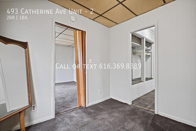Building Photo - 493 Catherine Ave
