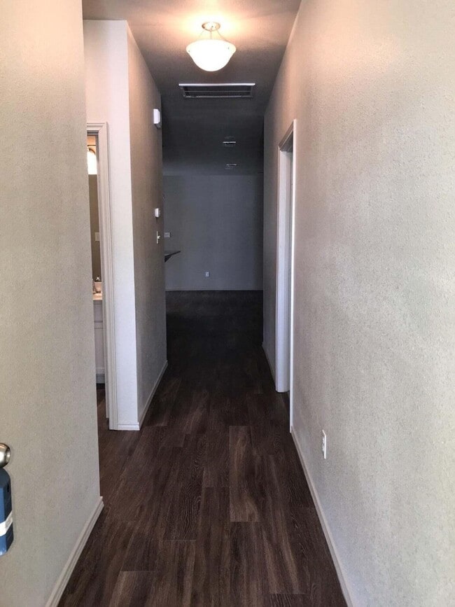 Foto del edificio - 2101 10th St