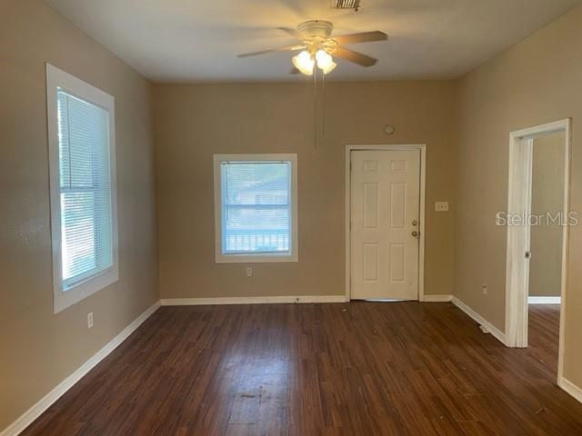 Building Photo - 1740 W Cherry St