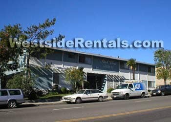 Building Photo - 4447 Oceanview Blvd