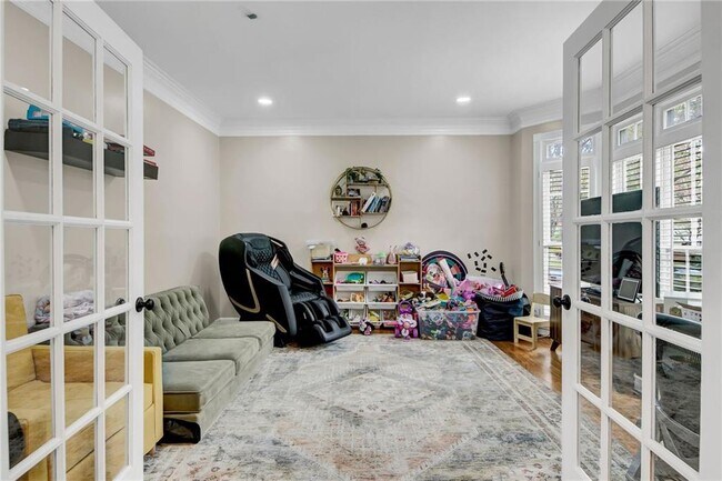 Foto del edificio - 2710 Abbottswell Dr