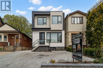 Building Photo - 718 Hillsdale Ave E