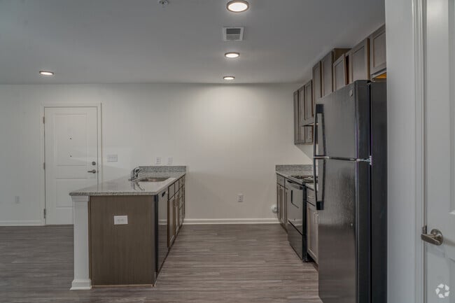 3BR, 2BA - 1,136SF - Kitchen - Stateside Landing