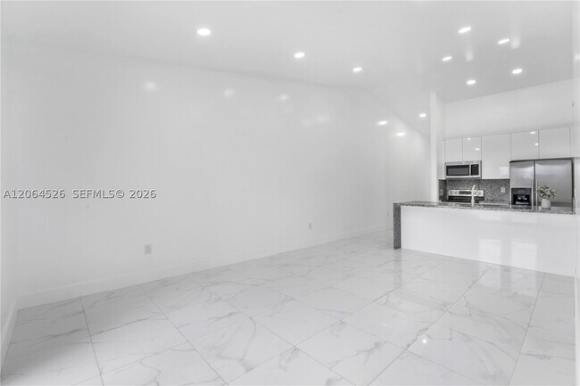 Foto del edificio - 6742 NW 188th Terrace