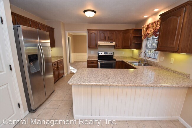 Building Photo - 4 br, 2.5 bath House - 50629 King Richards...