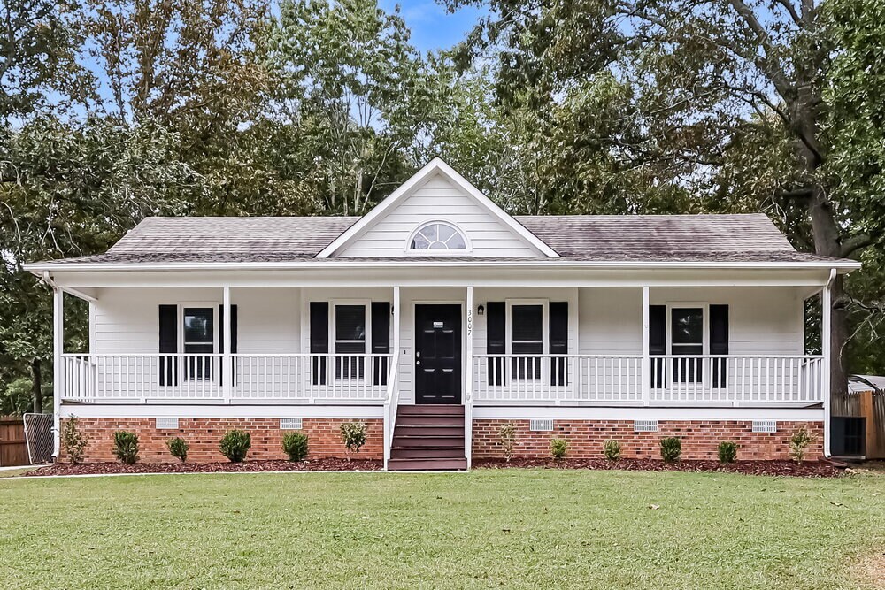 Foto principal - 3007 Brittany Dr