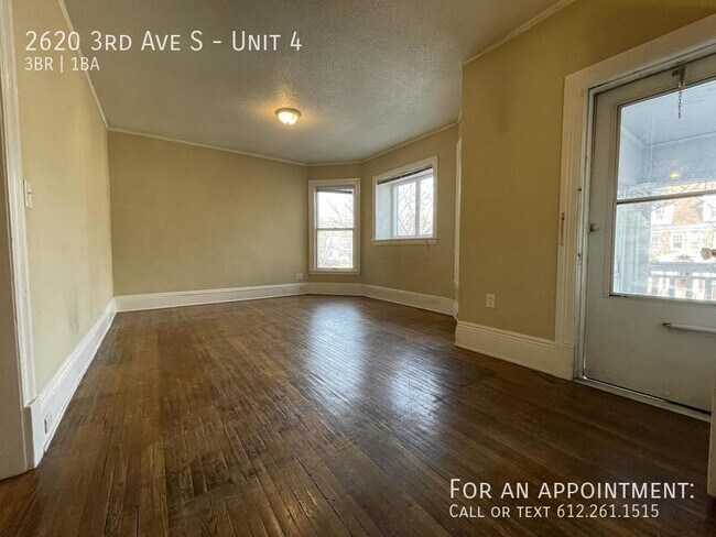 Building Photo - 2620 3rd Ave S