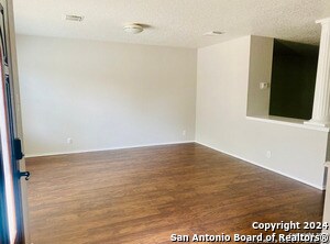 Foto del edificio - 1226 Oakcask