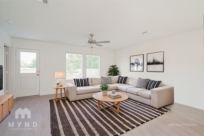 Foto del edificio - 10100 Dalgreen Cir