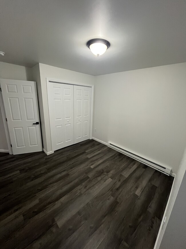 Bedroom 1 - 89 S Lake Ave