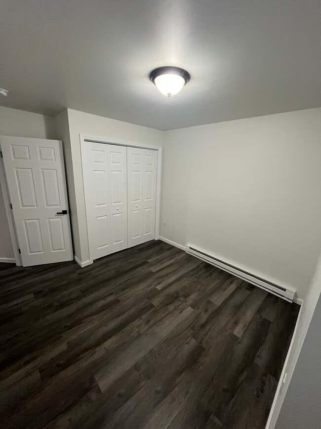 Bedroom 1 - 89 S Lake Ave