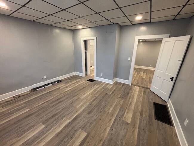 Building Photo - 314 N 9th Ave