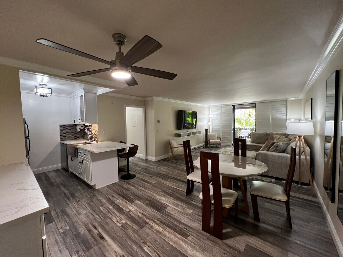 Primary Photo - Two Bedroom One Bath Condo for Rent in Pla...