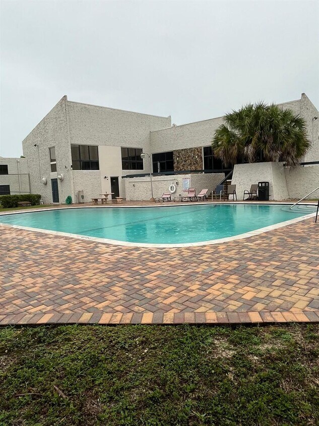 Foto del edificio - 2617 N 40th Ave