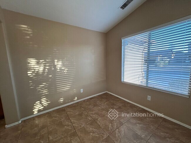 Building Photo - 8640 W Pima St