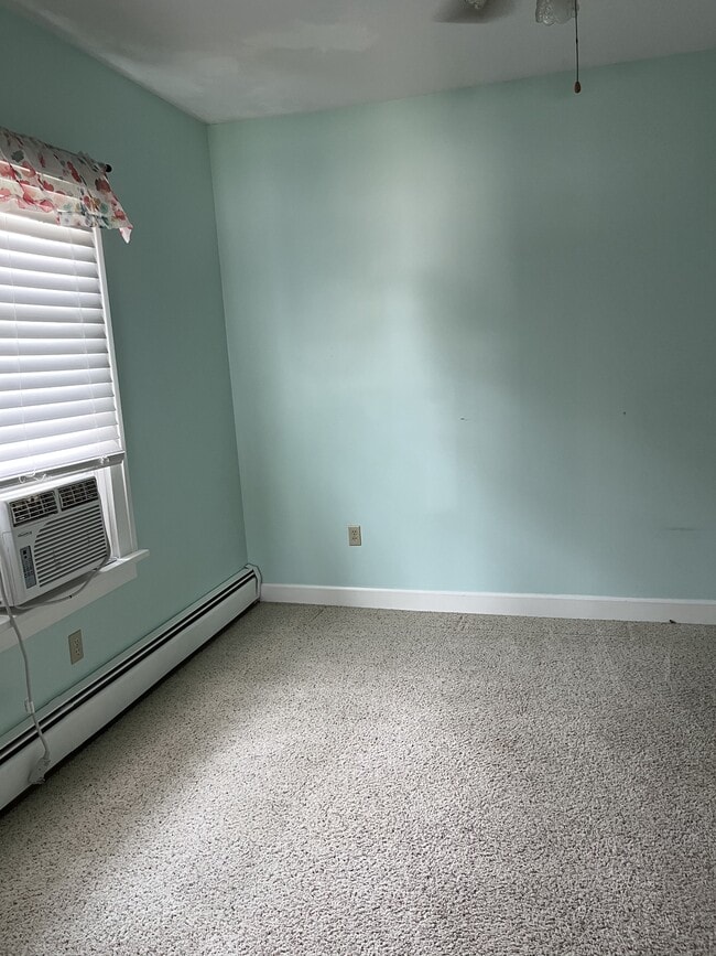 Building Photo - 21120 W Toledo St