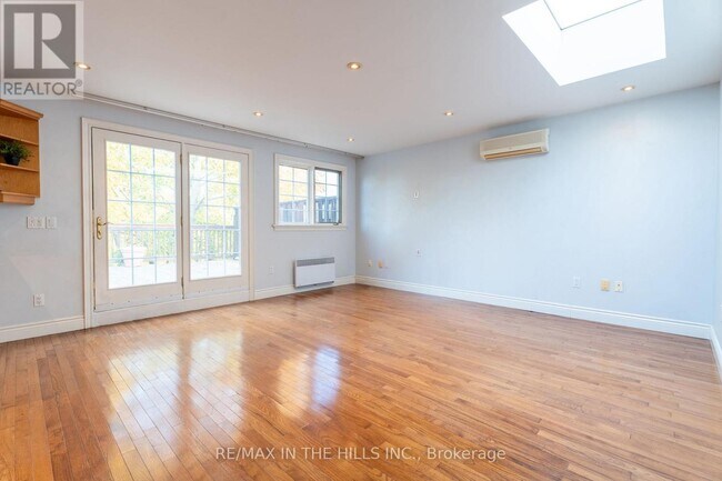 Photo du bâtiment - 165 Highbourne Rd