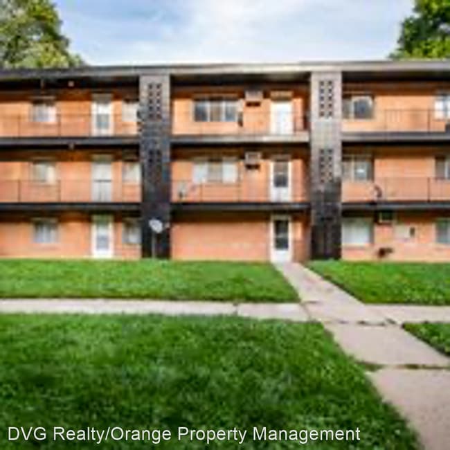 Building Photo - 3110 State St