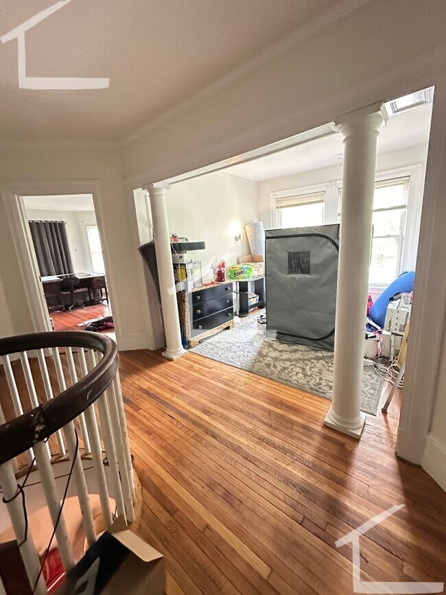 Foto del edificio - MASSIVE 10 BED IN BRIGHTON 3.5 BATH!!!!