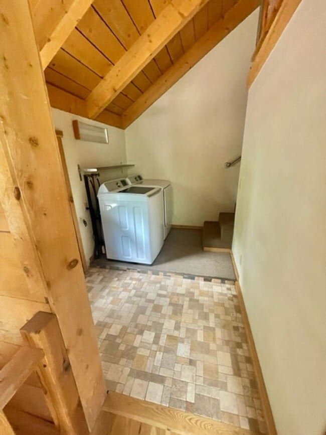 Building Photo - 1BD Loft in the Heart of Downtown Pagosa Springs