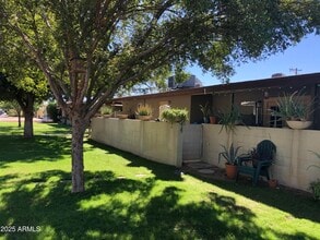 Building Photo - 2020 S Granada Dr