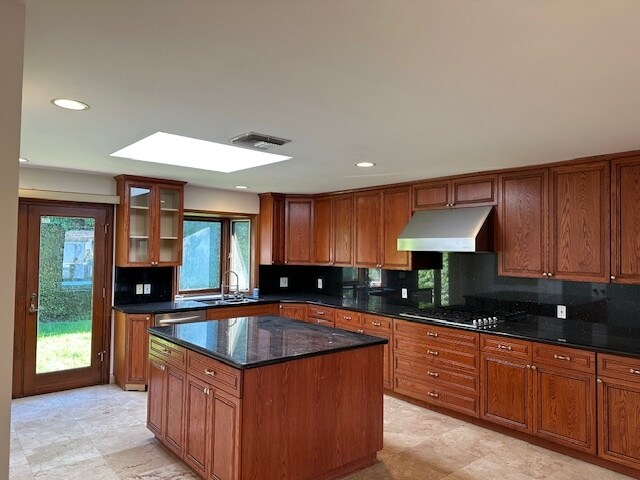 Foto del edificio - 3530 S Bentley Ave