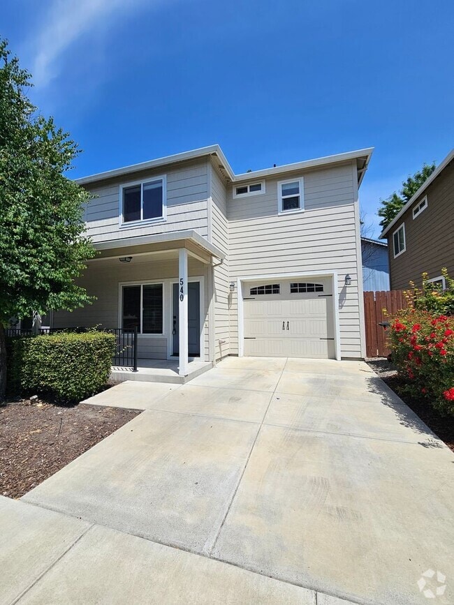 Building Photo - 540-540 Gray Ct