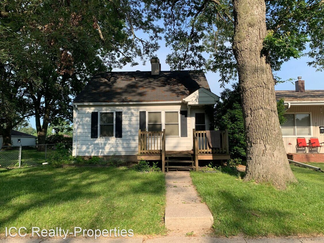 424 14th St, Silvis, IL 61282 House Rental in Silvis, IL