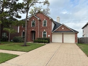 Building Photo - 3126 Springdale Dr