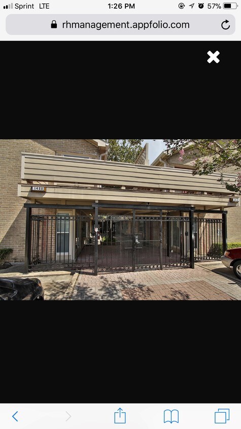 Primary Photo - 1416 Hawthorne St