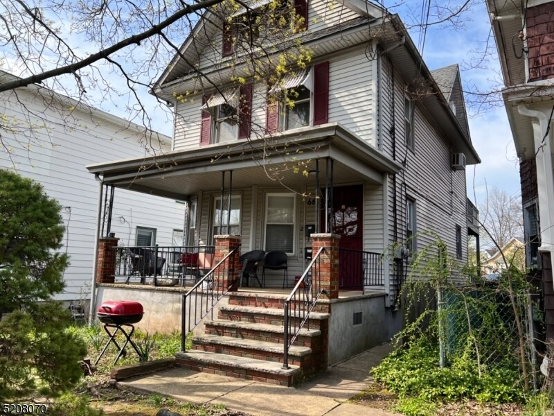 66 Somerset St, Somerville, NJ 08876 Room for Rent in Somerville, NJ