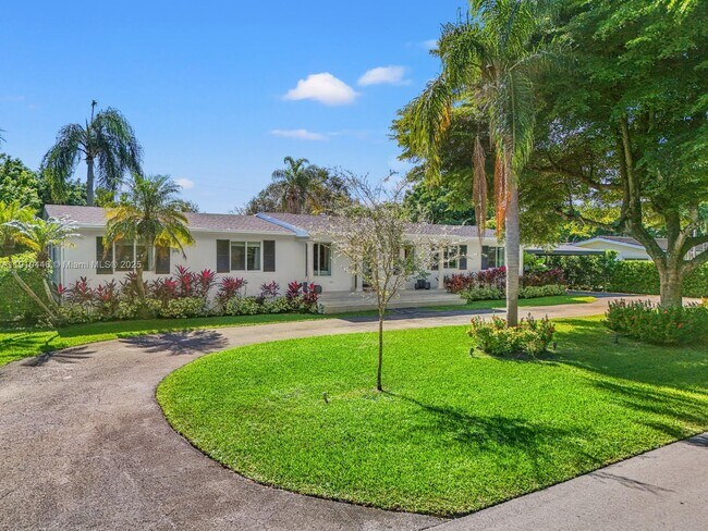 Foto del edificio - 7300 SW 107th Terrace