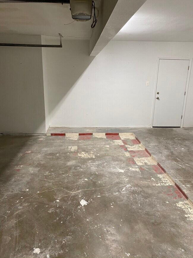 Garaje adjunto para 2 coches - 4528 Lanham St
