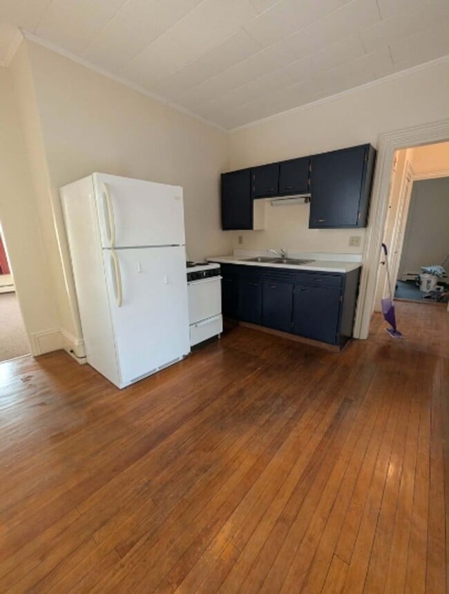 Foto del edificio - 145 Center St