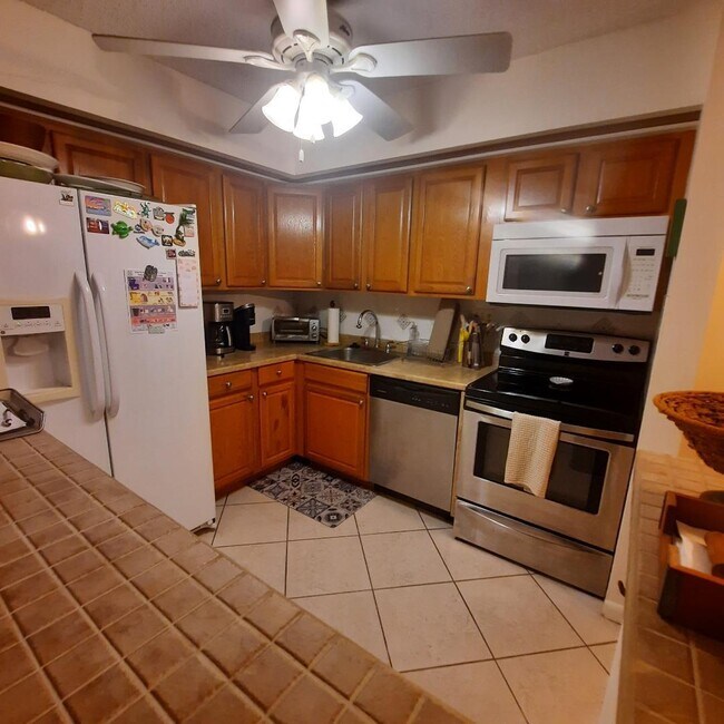 Foto del edificio - 15449 Lakes of Delray Blvd