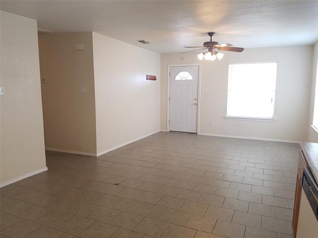 Foto del edificio - 225 Blue Bell Ct