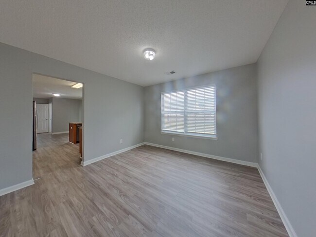 Building Photo - 108 Chethan Cir